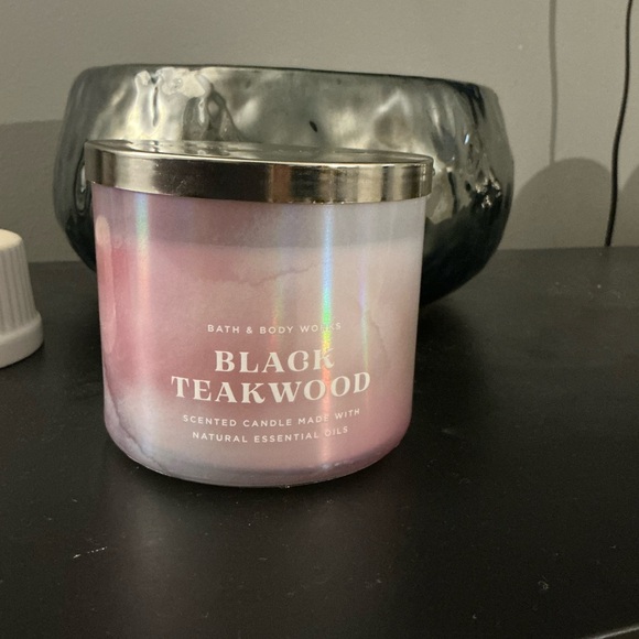 Bath & Body Works Black Teakwood Scented Candle - Picture 2 of 4